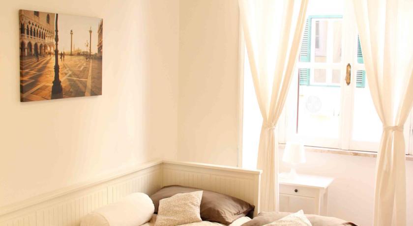 Luxury White House Romeアパートメント 部屋 写真